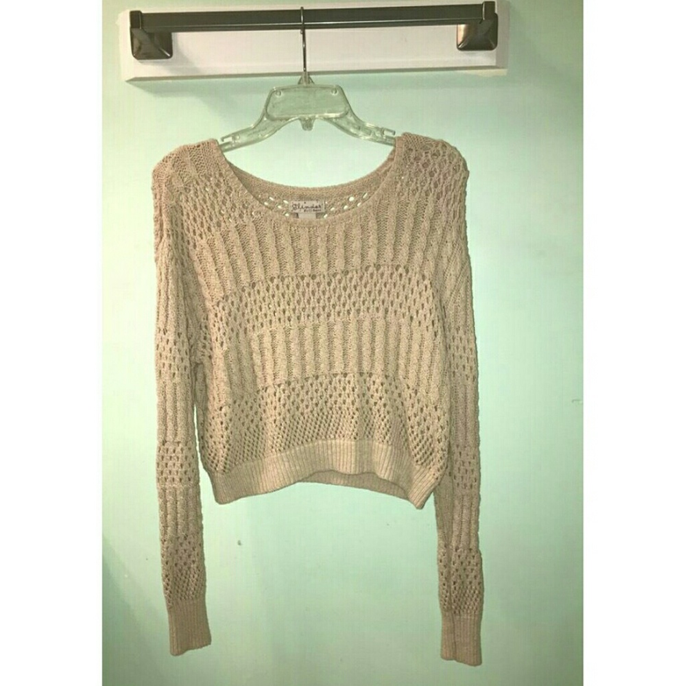 Crop top sweater